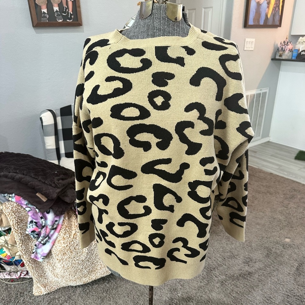 Beautiful piece for Fall!!